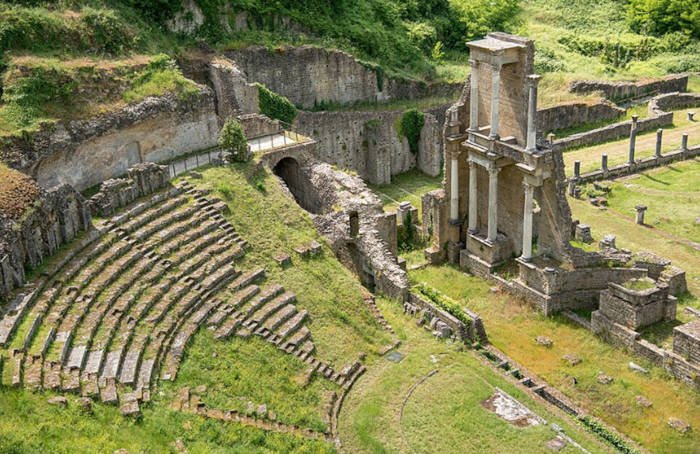 Drones Uncover a “Lost” Roman Theater at Fioccaglia — What Lies Beneath the Forum Will Shock Archaeologists