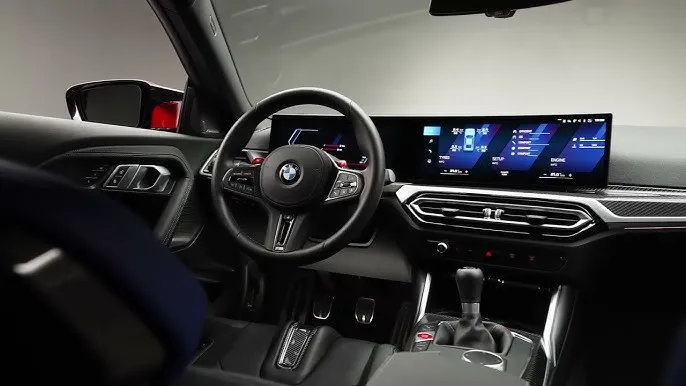 BMW M9 Sport 2026 Pushes Hybrid Performance into Record-Breaking Territory 2 BMW M9 Sport 2026 Interior