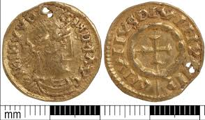 Gold Pendant Discovery Could Trace the Earliest Movements of the Viking Great Army 3 Single Object